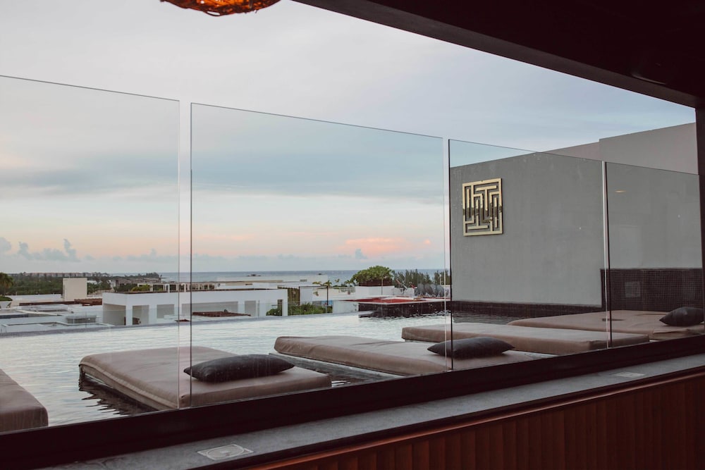 

Milano - Playa del Carmen - IT Boutique Hotel & Restaurant