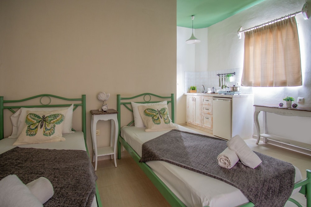 

Catania - Creta Est - Heraklion, Rethymno, Agios Nikolaos, Grecia - Golden Sun Boutique