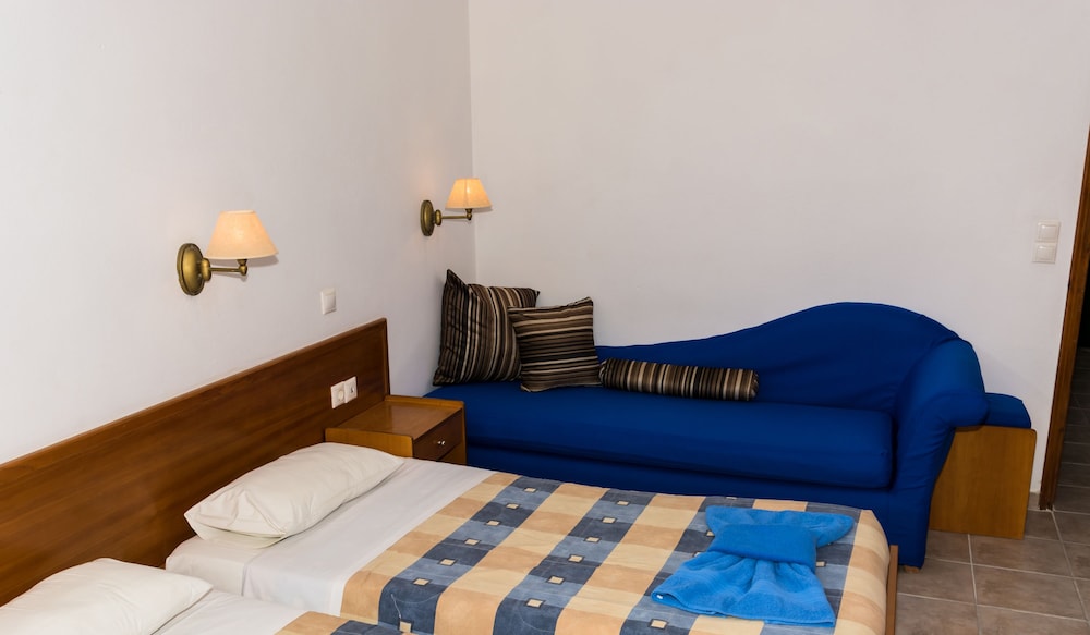 

Napoli - Kavos - Chandris Apartments