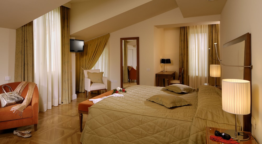 

Palermo - Limone sul Garda - Du Lac et Du Parc Grand Resort