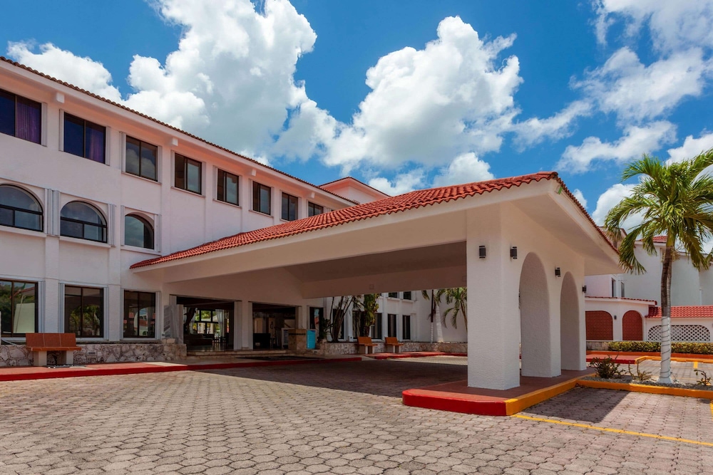 

Venezia - Cozumel - Cozumel Hotel & Resort Trademark Collection by Wyndham