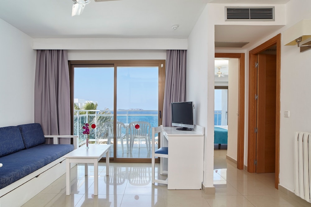 

Pisa - San José de Sa Talaia - Aparthotel Nereida