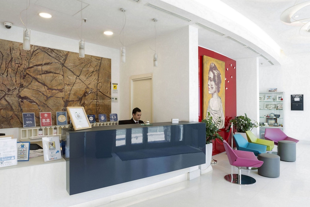 

Milano - Pozzuoli - Hotel Cristina