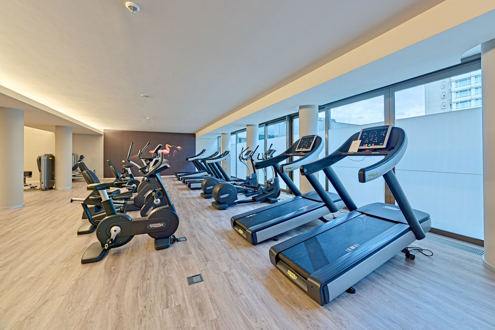 

Salerno - Otopeni - Ramada Bucharest Parc
