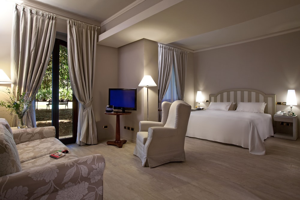 

Pisa - Acireale - Grand Hotel Baia Verde
