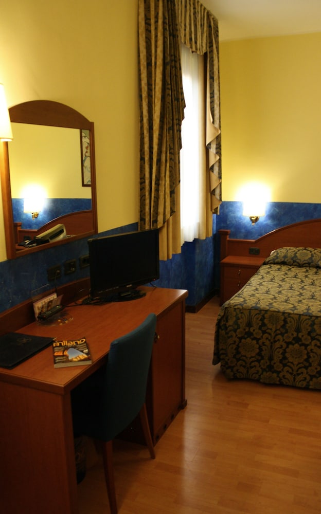 

Roma - Rozzano - Hotel Majestic