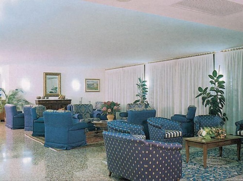 

Bari - Abano Terme - Hotel Piroga Padova