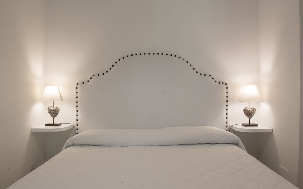 

Pisa - Lipari, Isole Eolie - Hotel Villa Enrica - Aeolian Charme