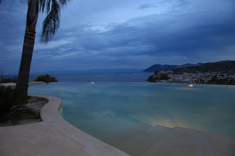 

Torino - Lipari, Isole Eolie - Hotel Villa Enrica - Aeolian Charme