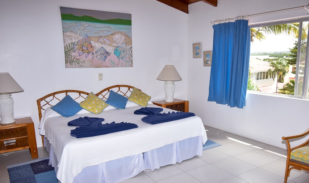 

Napoli - St. John's - Antigua Village Beach Resort