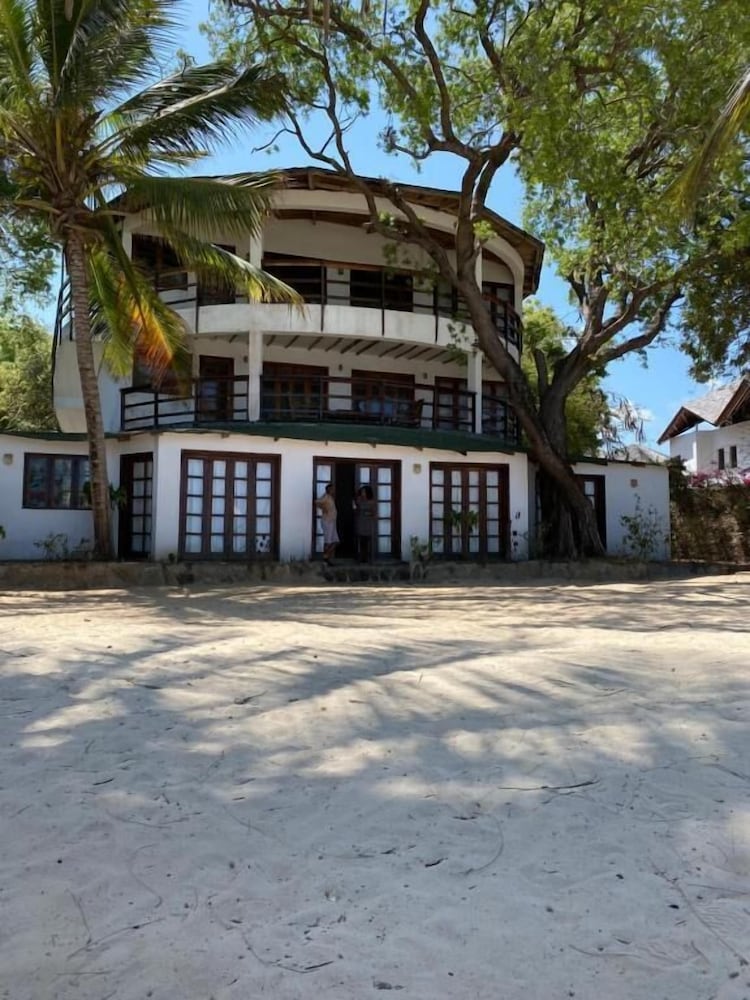 

Milano - Malindi - Silver Rock Hotel