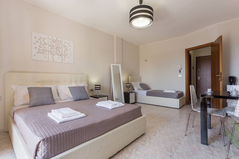 

Roma - Sardegna Sud - Cagliari, Villasiumius, Costa Rei, Pula, Mare Italia - Residenze Su Planu