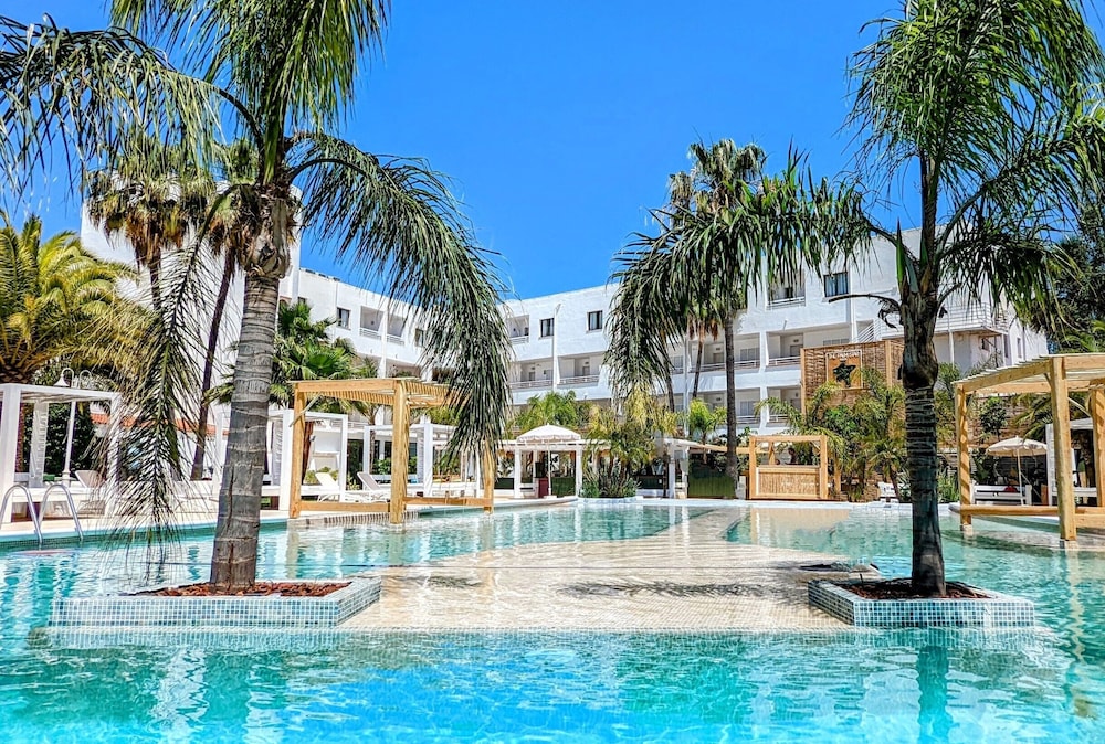 

Napoli - Bahia de Sant Antoni - The Palm Star Ibiza - Adults Only
