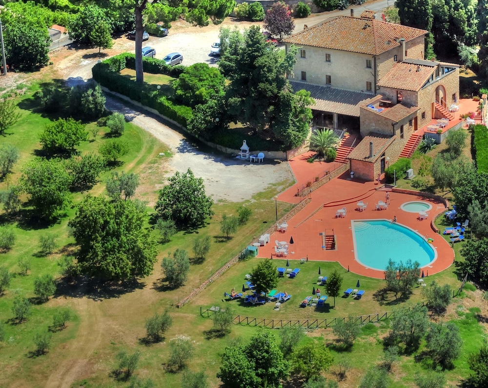 

Bari - Volterra - Hotel Residence Villa Rioddi