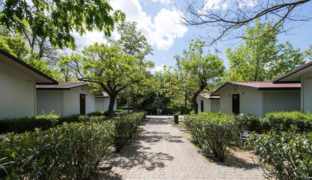

Lamezia Terme - Roma - Happy Village & Camping