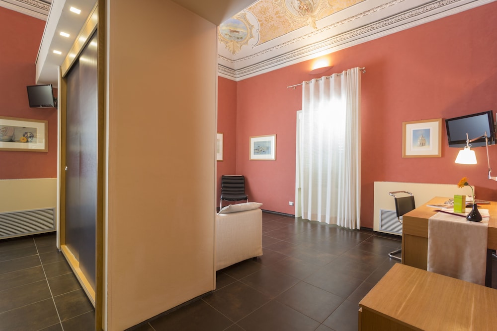 

Torino - Donnalucata - Hotel Novecento