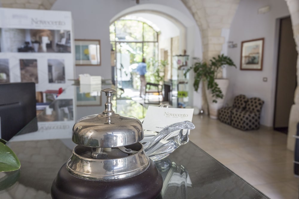 

Milano - Donnalucata - Hotel Novecento