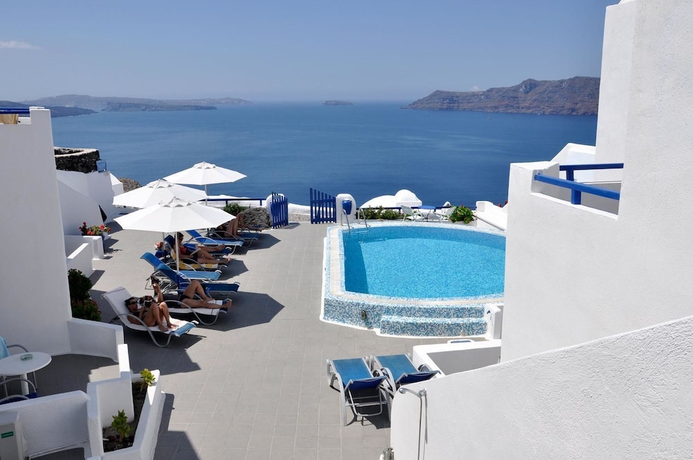 

Genova - Santorini, Isole Greche - Olympic Villas