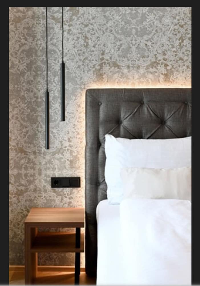 

Bologna - Innsbruck - Hotel Schwarzer Adler