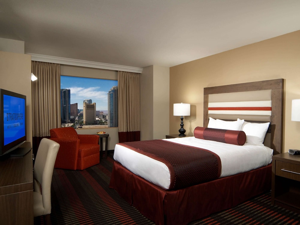 

Bari - Las Vegas (NV) - The STRAT Hotel, Casino & SkyPod