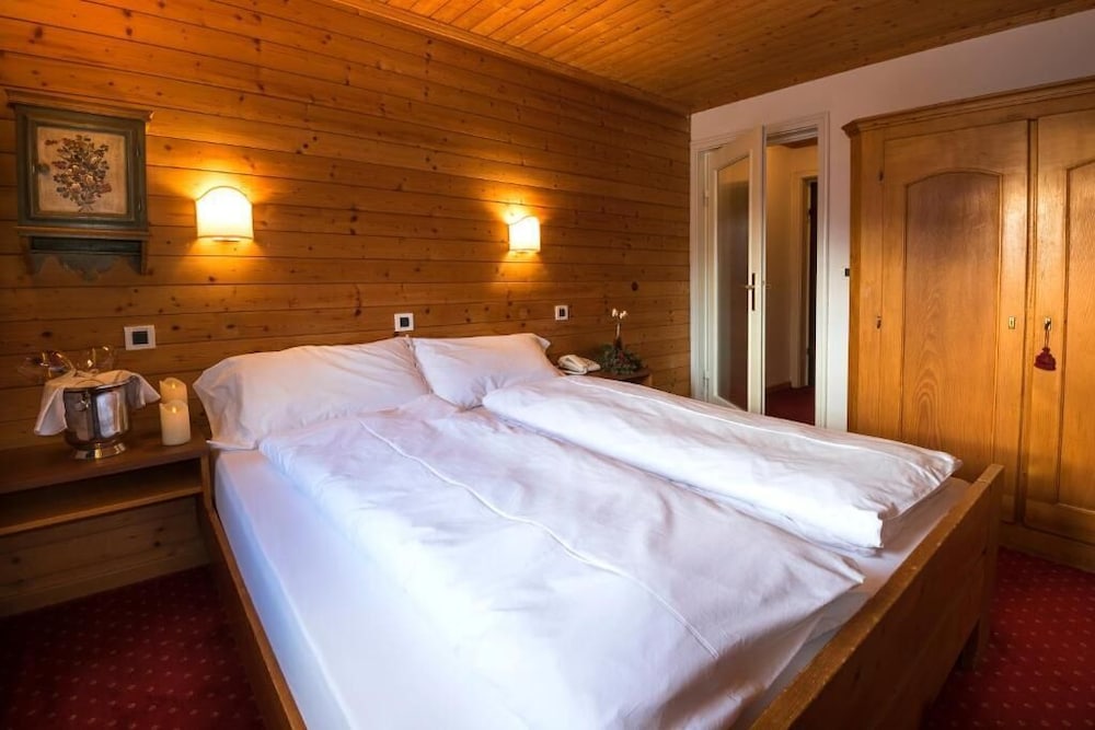 

Torino - Corvara in Badia - Hotel Cir