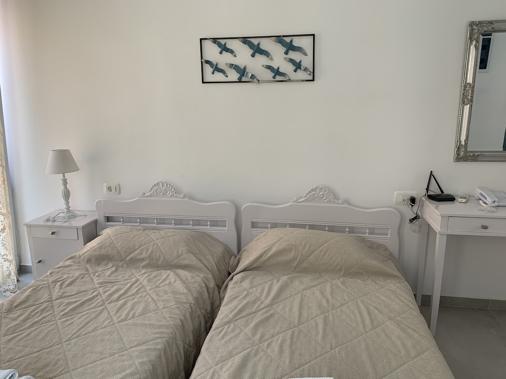 

Cagliari - Perissa - Blue Sea Hotel