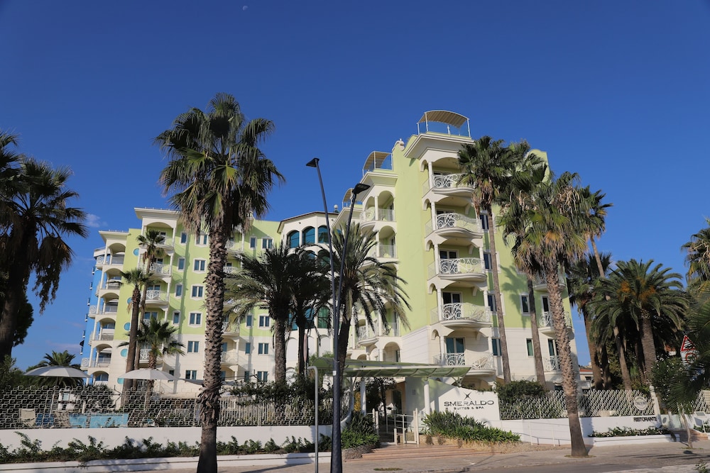 

Milano - San Benedetto del Tronto - Smeraldo Suites & Spa