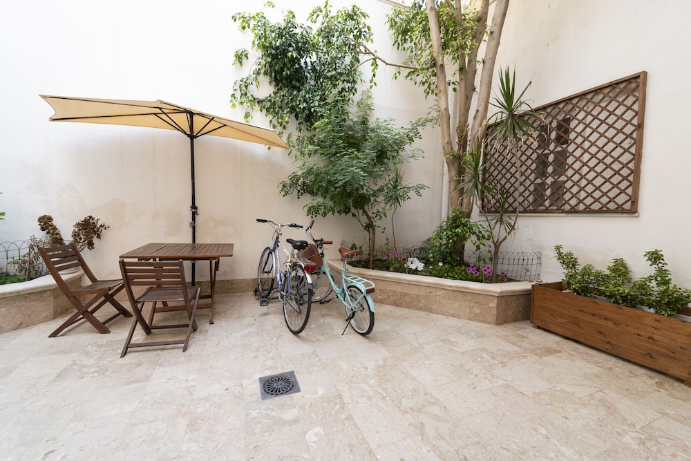 

Napoli - Tonnara di Bonagia - Residence Garibaldi