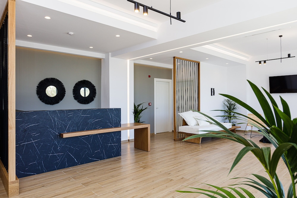 

Milano - Loutra - Eleven Boutique Suites