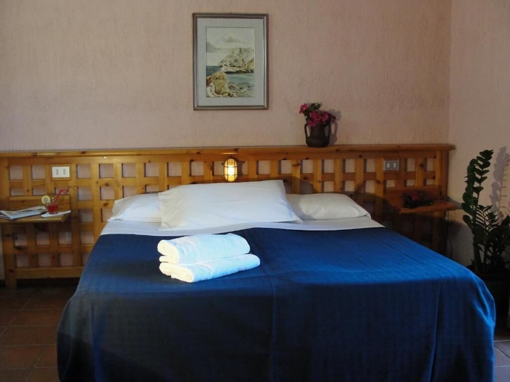 

Reggio Calabria - Budoni - Hotel Scintilla