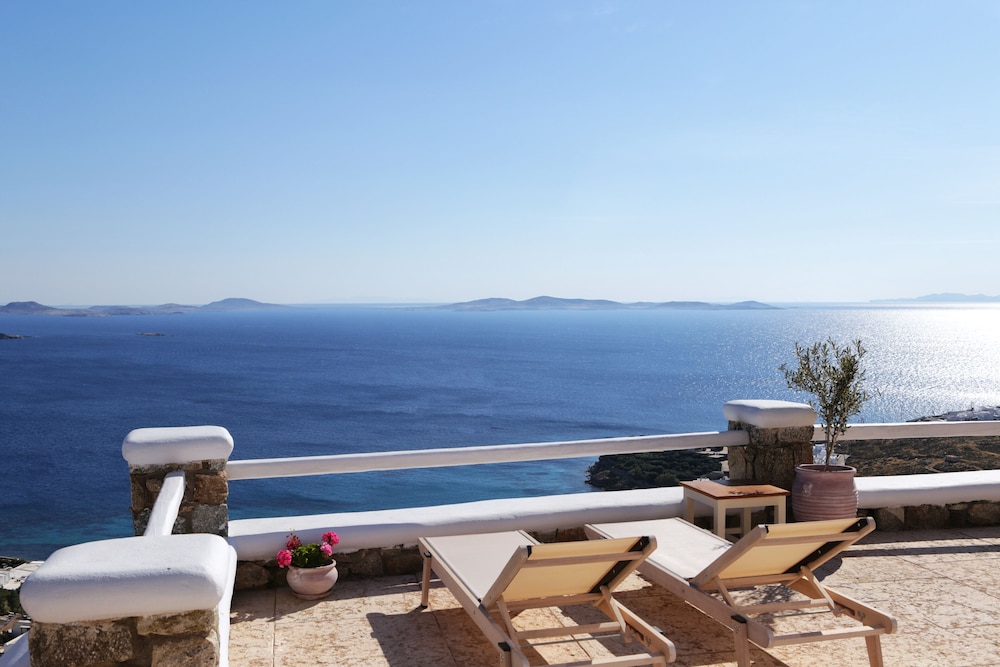 

Palermo - Mykonos, Isole Greche - La Maison Blanche