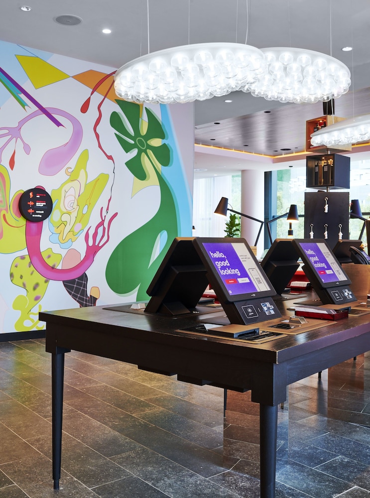 

Roma - Key Biscayne - citizenM Miami Brickell