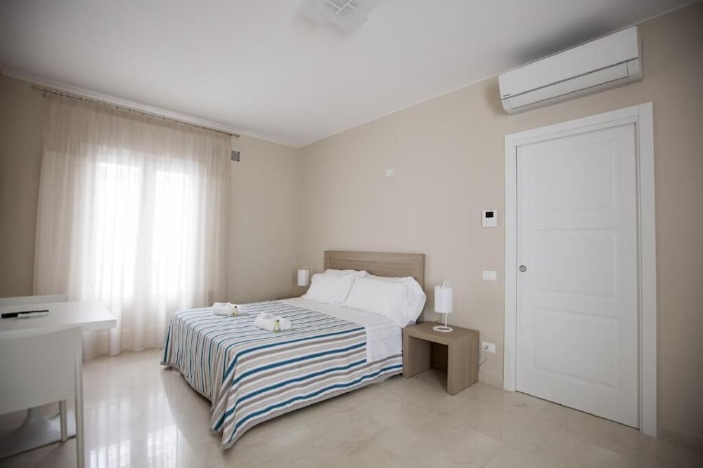 

Torino - Trapani - Central Gallery Rooms- Palazzo D'Ali' Staiti XIX