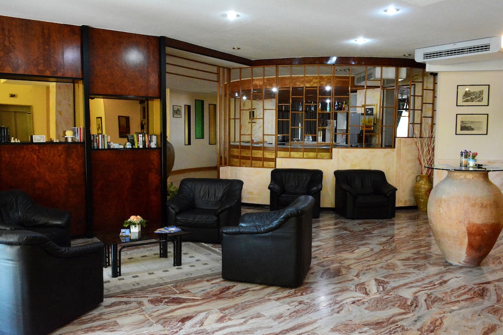 

Verona - Roccella Jonica - Castelvetere Hotel