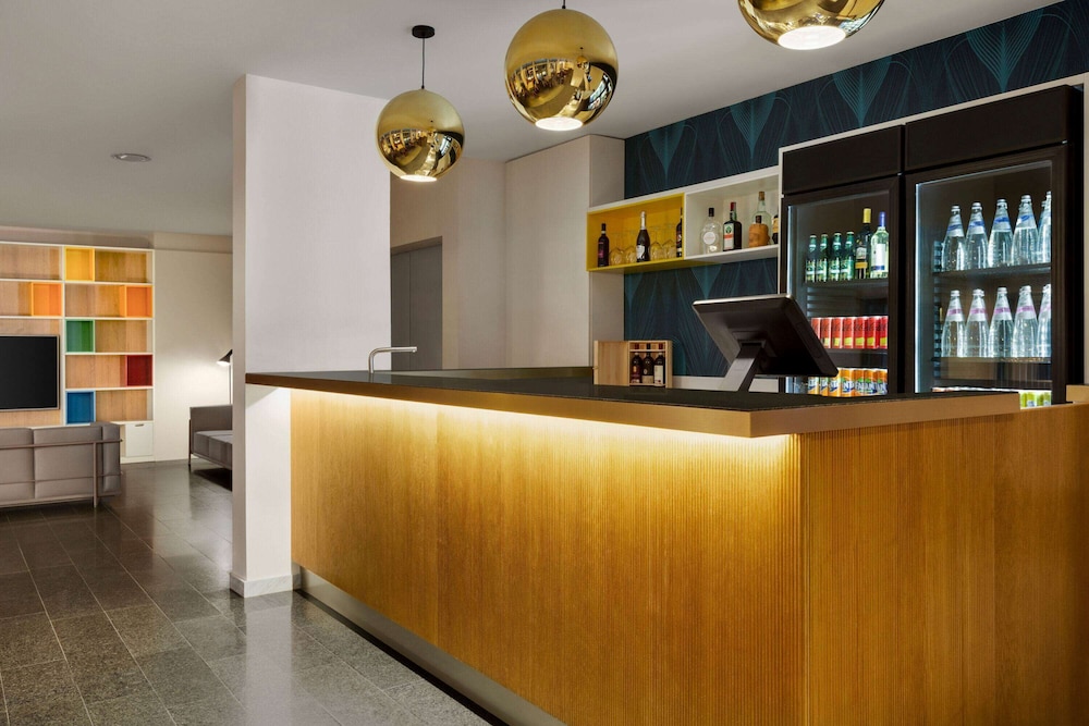 

Alghero - Sesto Fiorentino - Wyndham Garden Florence