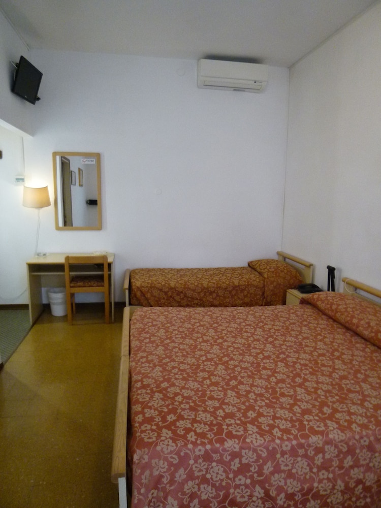 

Catania - Cavallino-Treporti - Hotel Trovatore