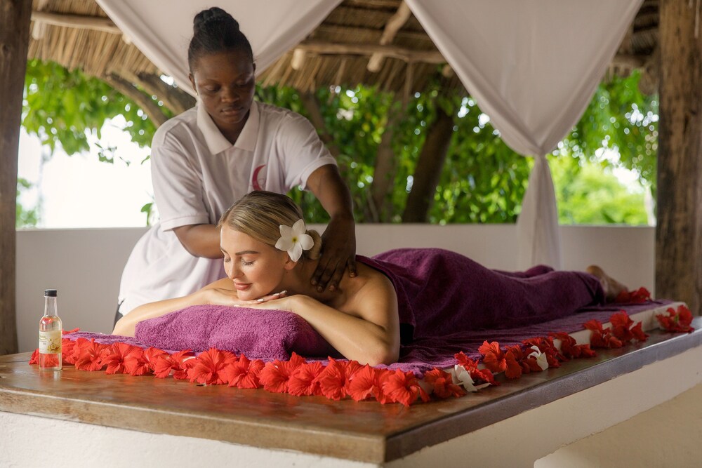 

Milano - Makunduchi - Blue Moon Resort