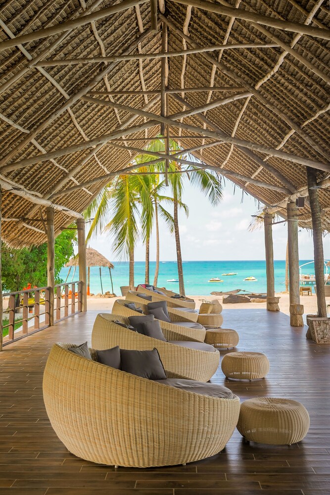 

Milano - Makunduchi - Blue Moon Resort
