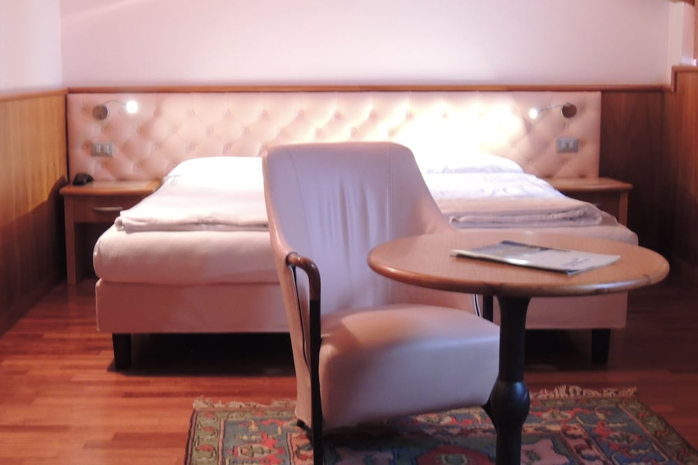 

Palermo - Folgaria - Grand Hotel Astoria