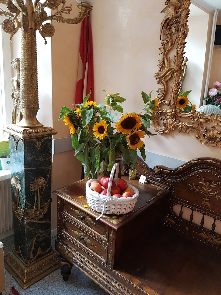 

Brindisi - Maienfeld - Esos Hotel Quelle