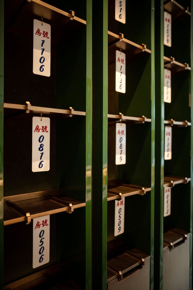 

Roma - Aeroporto di Hong Kong - The Silveri Hong Kong - MGallery