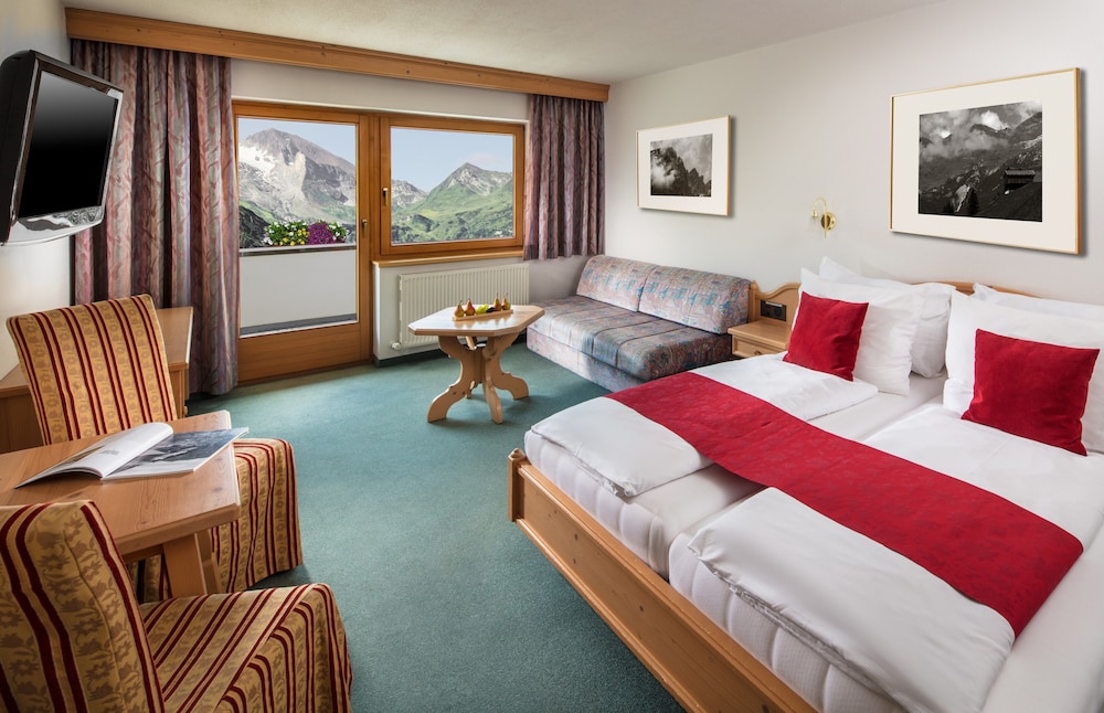 

Catania - Hintertux - Hotel Höhlenstein