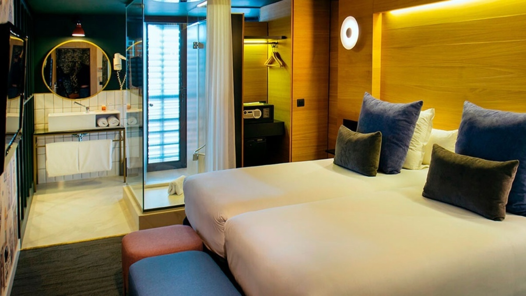 Double superior room 