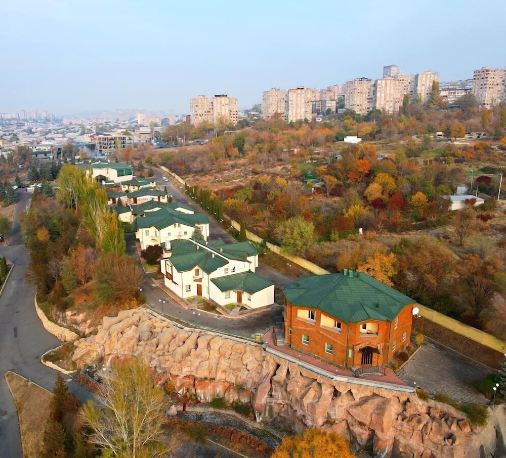 

Bologna - Yerevan - Armenian Village Park Hotel & FREE Water Park, GYM