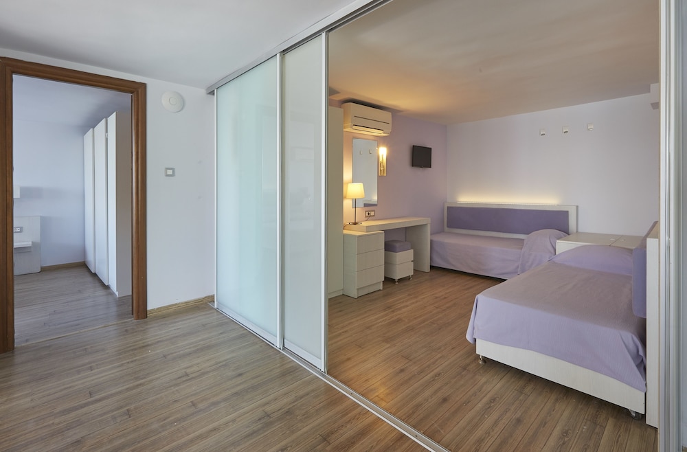 

Firenze - Lambi - Triton Boutique Hotel