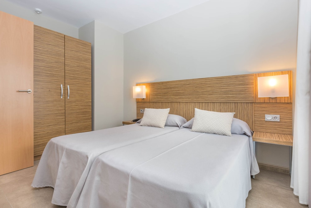 

Milano - Malgrat de Mar - Aparthotel Odissea Park