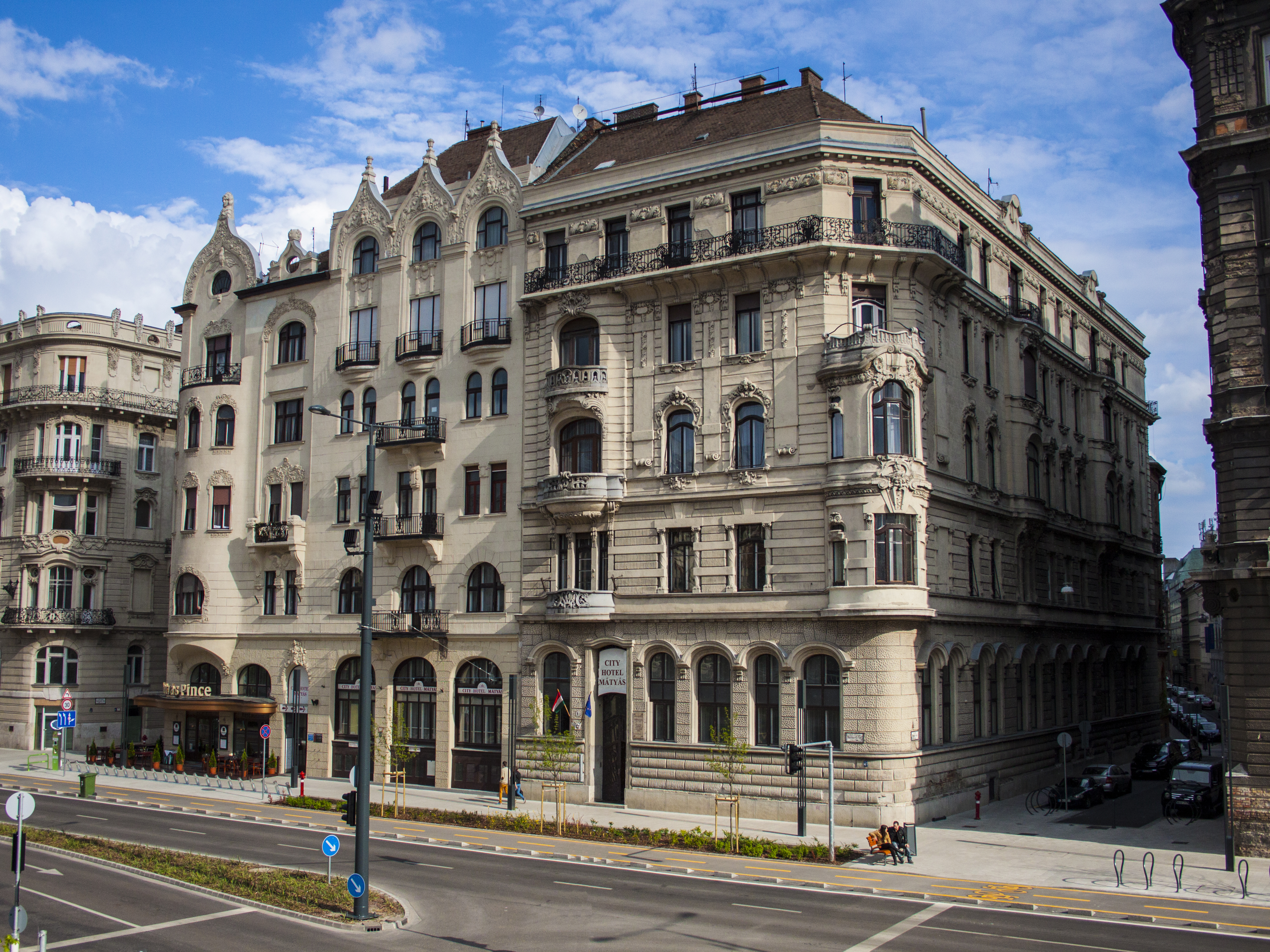 

Palermo - Budapest - City Hotel Matyas