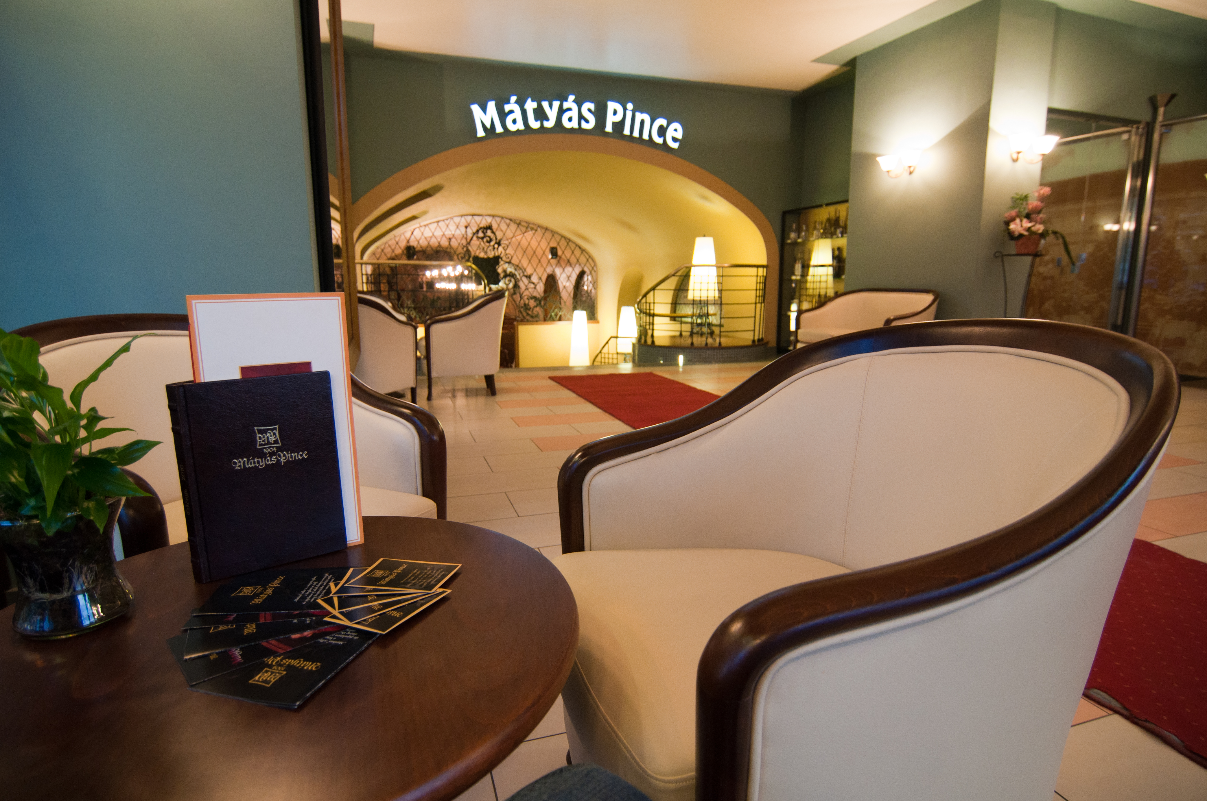 

Cagliari - Budapest - City Hotel Matyas