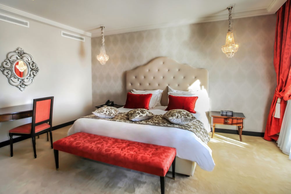 

Firenze - Yasmine Hammamet - The Russelior