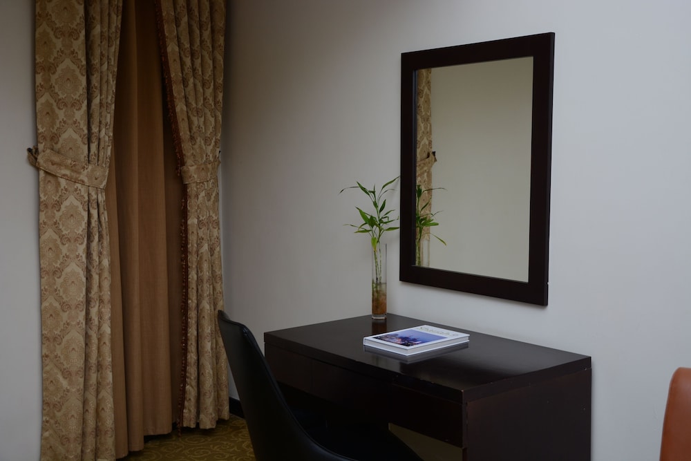 

Napoli - Sharjah - Aryana Hotel